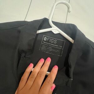 XS figs button up scrub top- very unique but so stylish